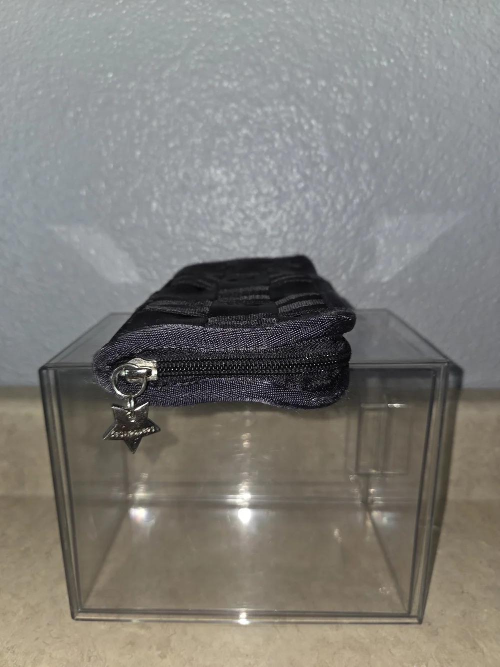 Harveys Vintage Original Seatbelt Bag Black Wallet Clutch